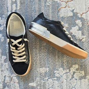 Dolce Vita Zina Embossed Leather Black Sneakers Size 8